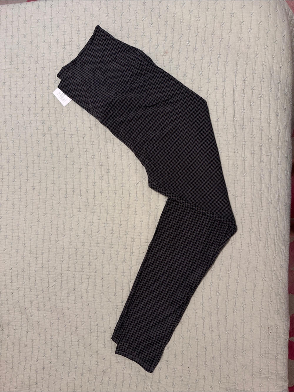 Hatch Grey Houndstooth Maternity Leggings